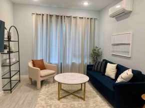 Veau3 1BD 1BA minutes to NYC